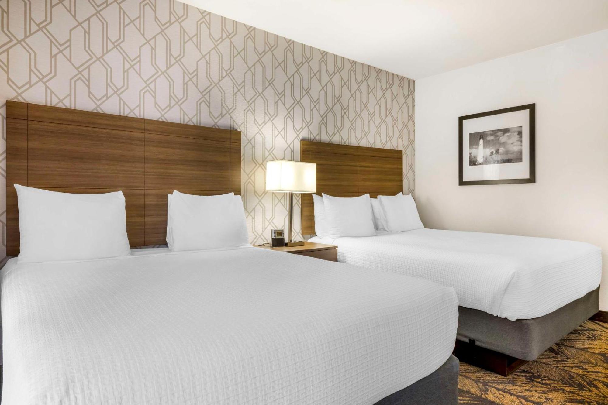 Best Western Plus Bayside Inn San Diego Buitenkant foto